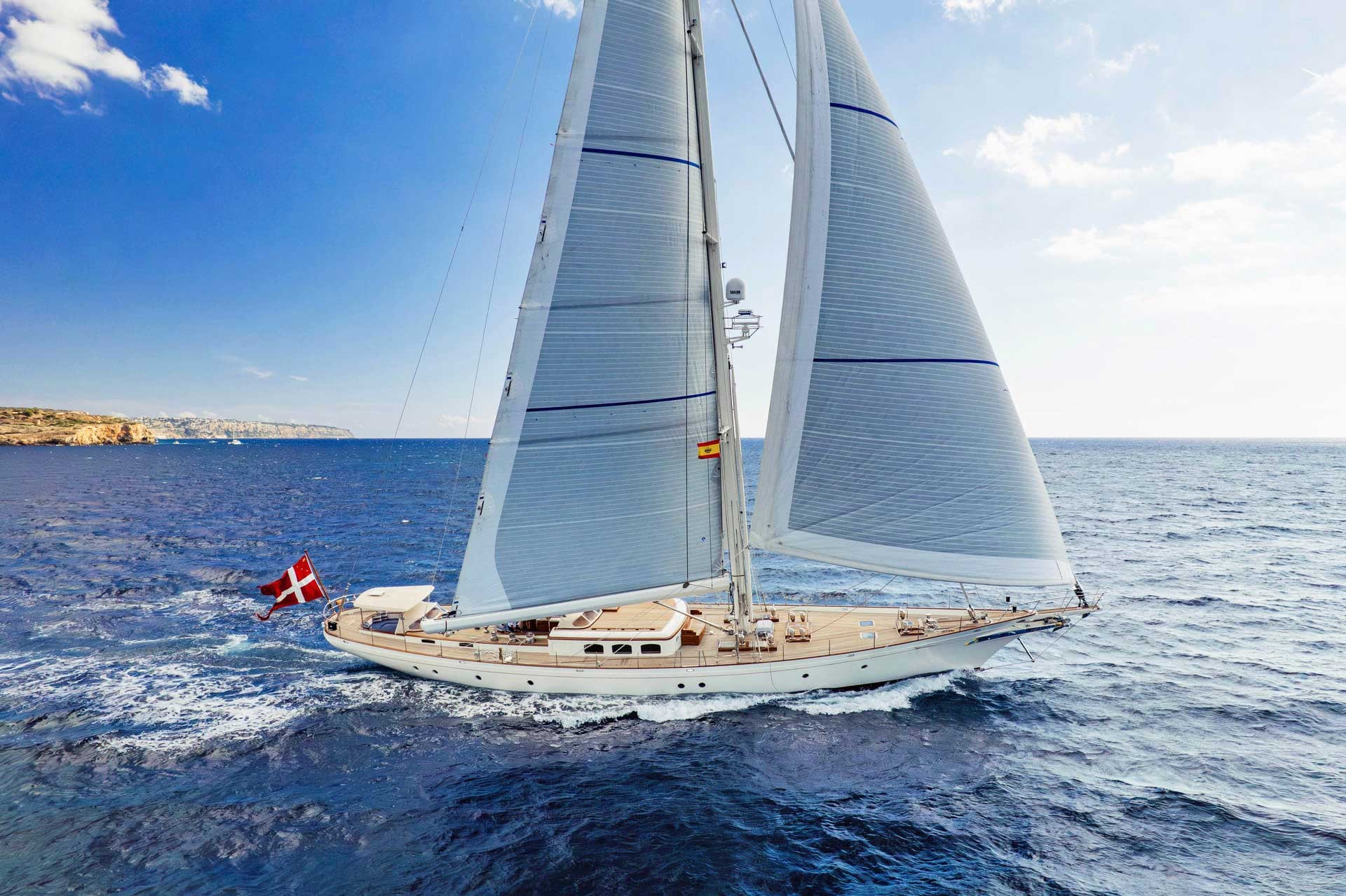 01-Royal Huisman FOFTEIN